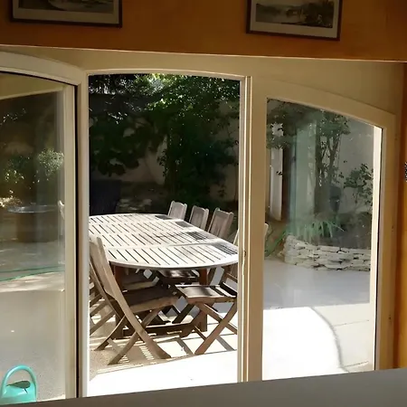 Bed & Breakfast La Cerisaie Lyon
